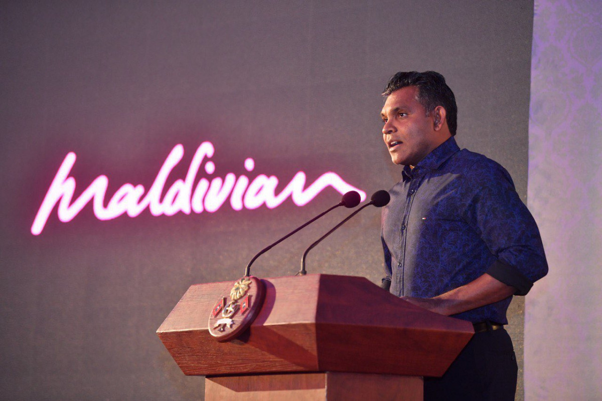 ނައިބްރައީސް ފައިސަލް ނަސީމް އައިލެންޑް އޭވިއޭޝަން ސަރވިސަސް ލިމިޓެޑްގެ ސްޓާފް ނައިޓްގައި ވާހަކަފުޅުދައްކަވަނީ