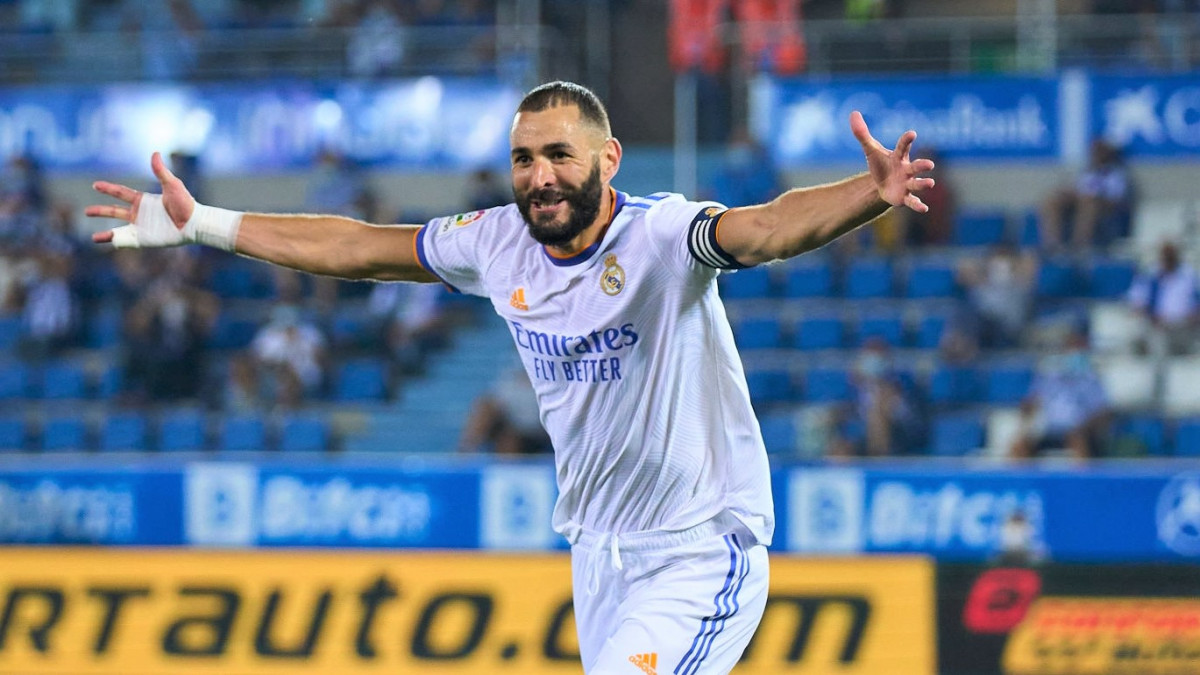 ރެއާލަށް ކުޅެމުން އަންނަ ފްރާންސްގެ ފޯވާޑް ކަރީމް ބެންޒެމާ