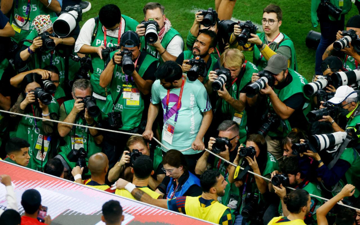 ޕޯޗުގަލް އަދި ސްވިޒަލެންޑް ބައްދަލުކުރި މެޗުގެ ތެރެއިން - ފޮޓޯ: ރޮއިޓާސް