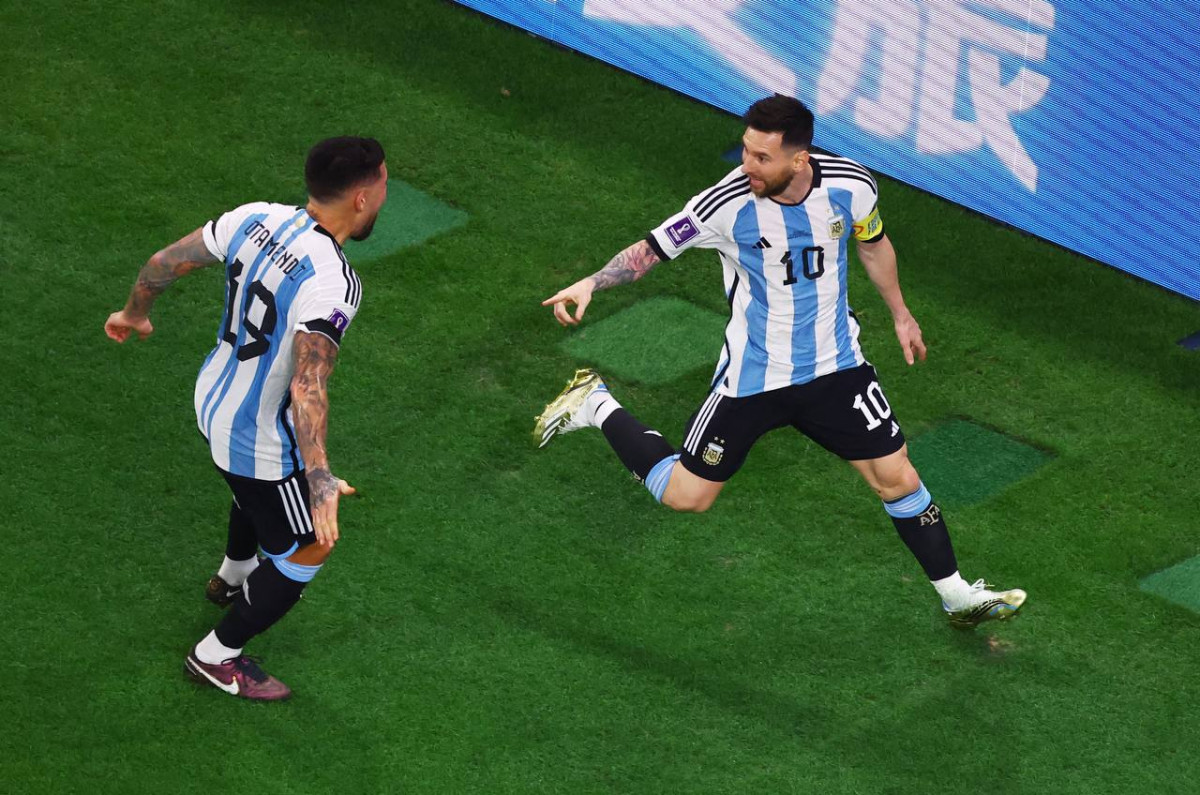 އޮސްޓްރޭލިޔާ އަދި އާޖެންޓީނާ ކުޅުނު މެޗުގެ ތެރެއިން - ފޮޓޯ: ރޮއިޓާސް