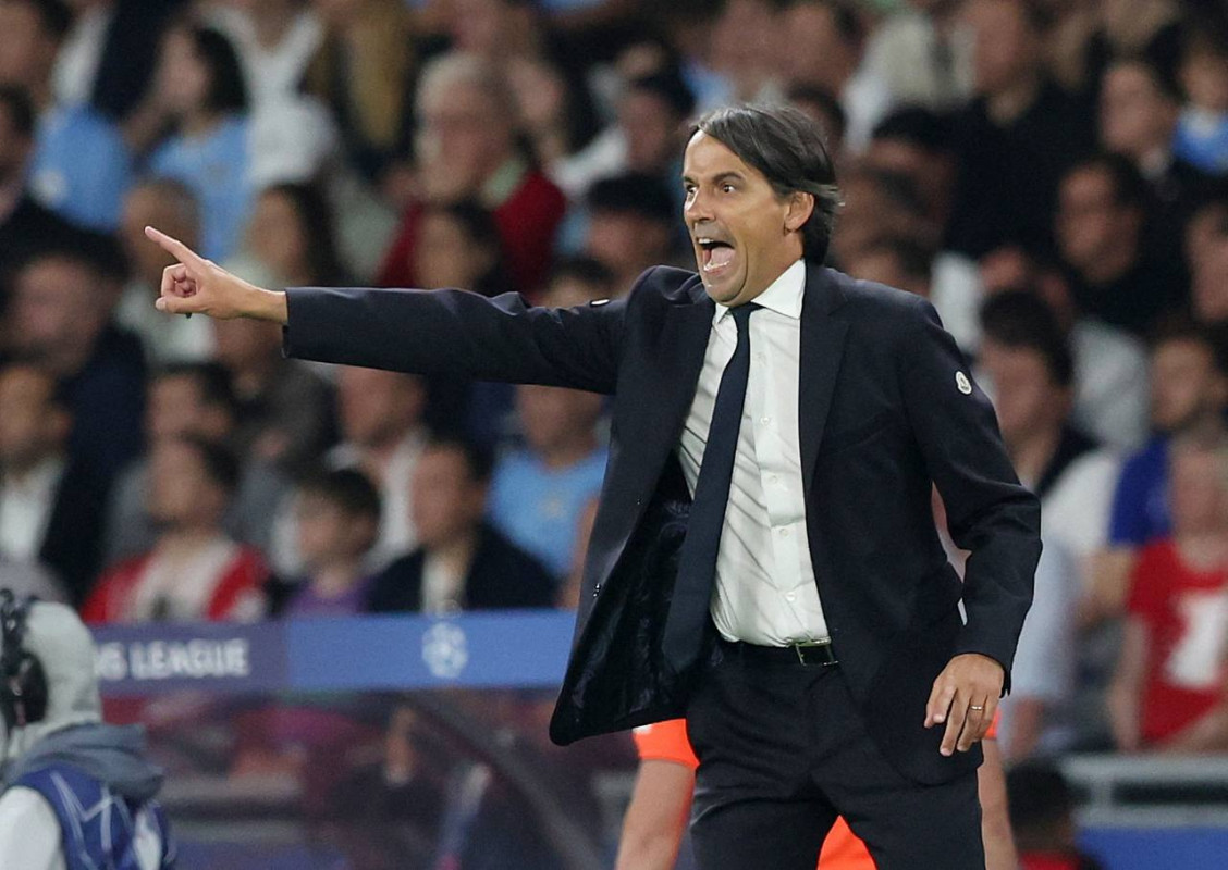 އިންޓަ މިލާންގެ ކޯޗު ސިމޯން އިންޒާގީ