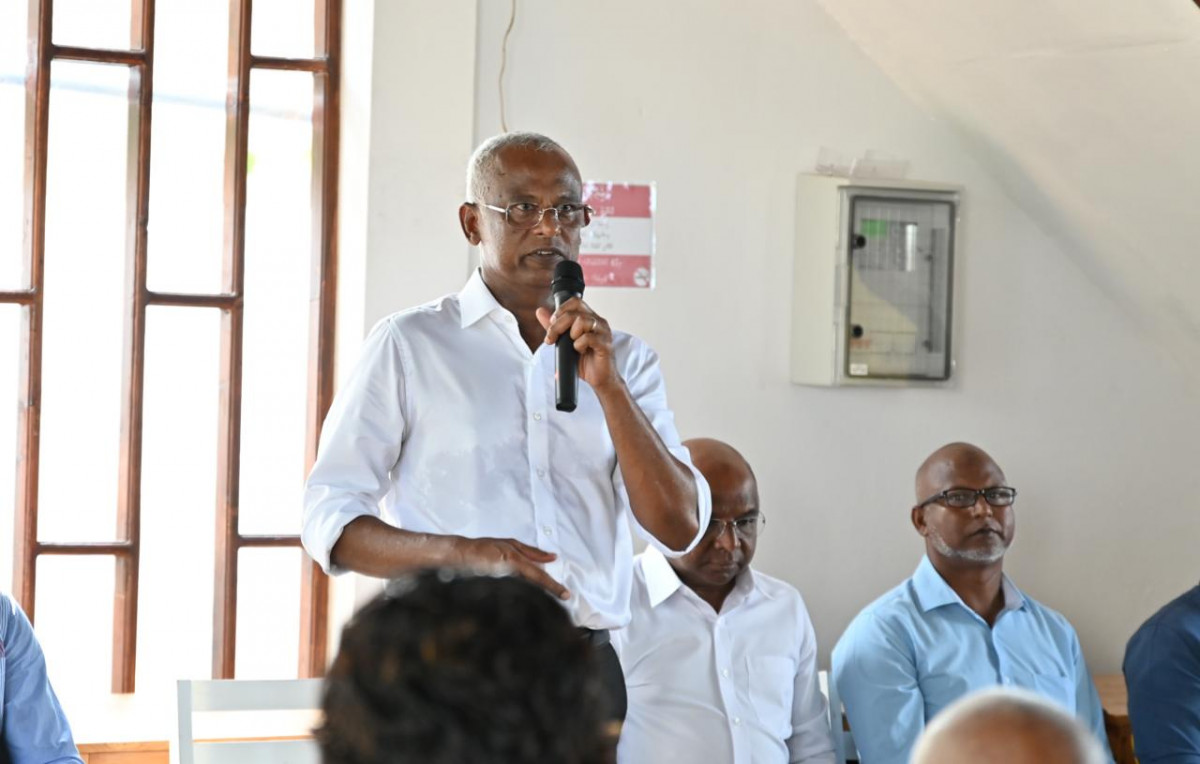 ރައީސް ޞާލިހު ގުރައިދޫއަށް ވަޑައިގެން އެމްޑީޕީގެ މެންބަރުންނާއި ބައްދަލުކުރައްވަނީ
