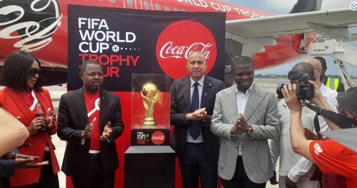 ވޯލްޑް ކަޕް ޓްރޮފީ ގާނާގައި