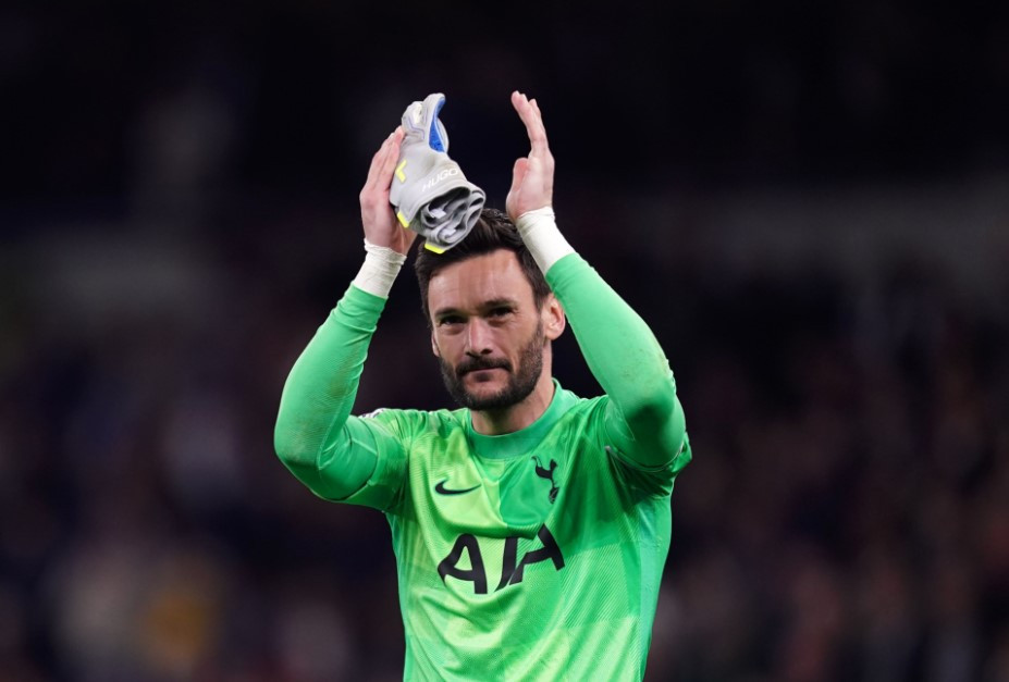 ޓޮޓެންހަމްގެ ކެޕްޓަން އަދި ގޯލް ކީޕަރު ހޫގޯ ލޮރިސް