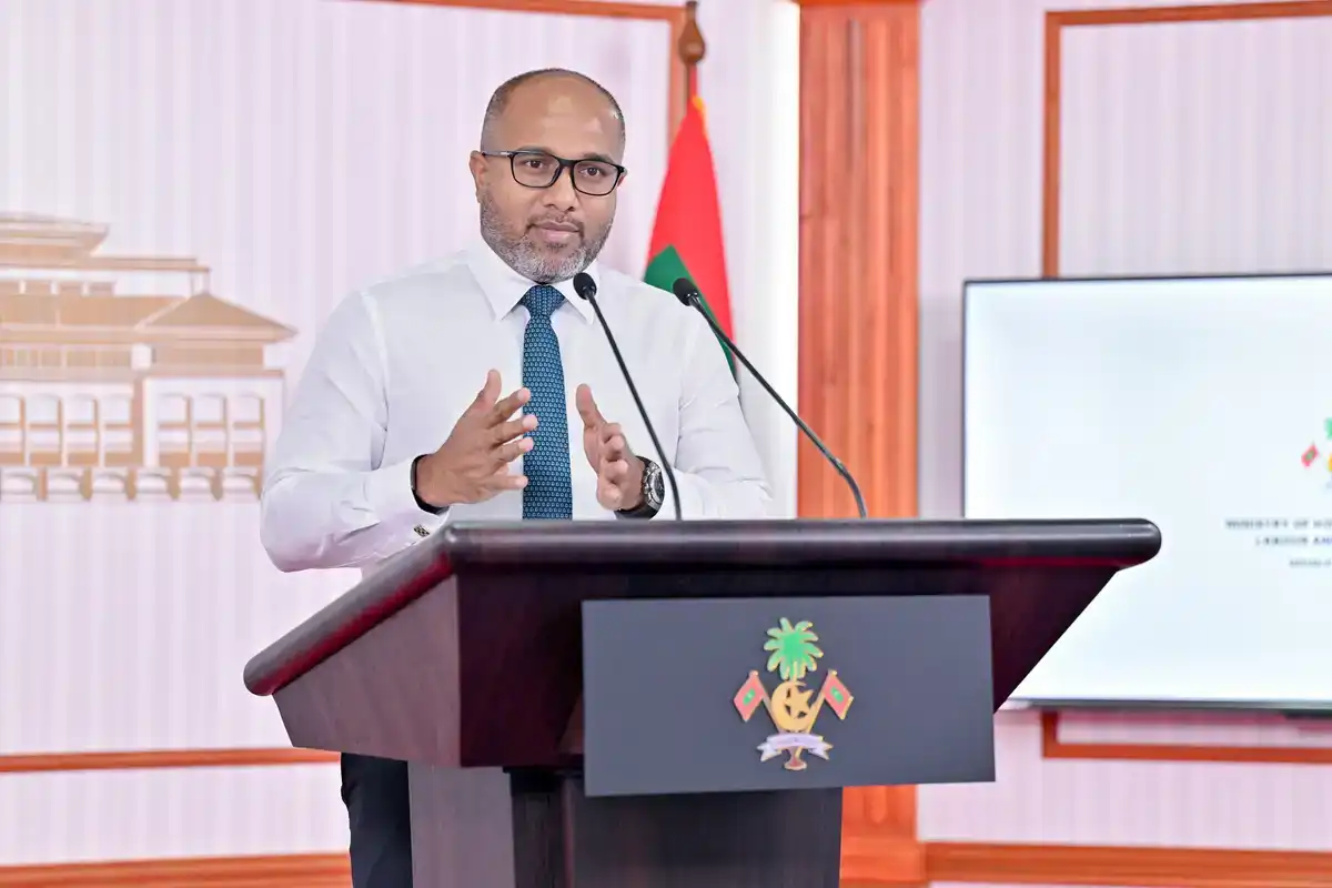 Minister of Homeland Security, Labour and Technology Ali Ihusaan speaking to press.