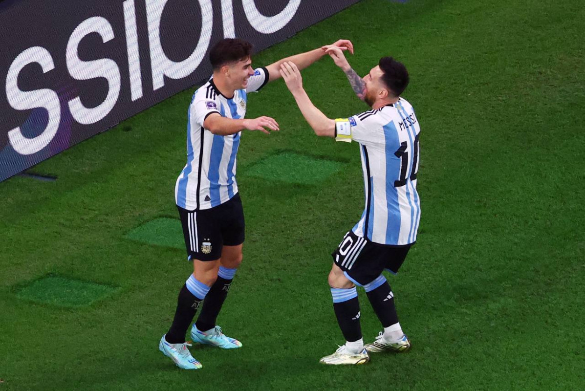 އޮސްޓްރޭލިޔާ އަދި އާޖެންޓީނާ ކުޅުނު މެޗުގެ ތެރެއިން - ފޮޓޯ: ރޮއިޓާސް