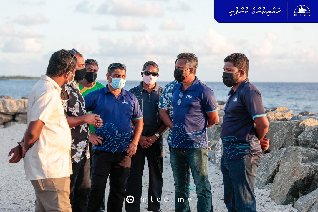 އެމްޓީސީސީން މާބައިދޫގެ ބަނދަރު ބަލައިލުމަށް ކުރި ދަތުރު