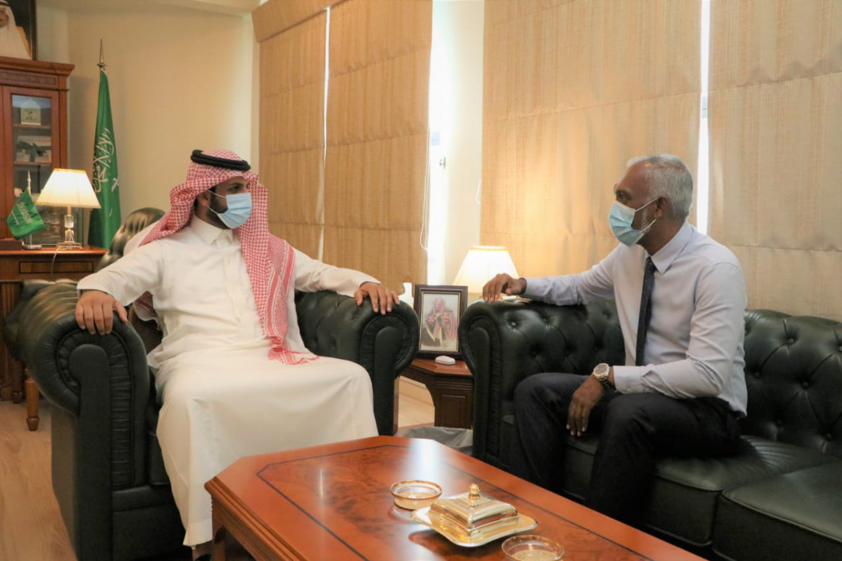 Mayor Muizzu meets Saudi Ambassador