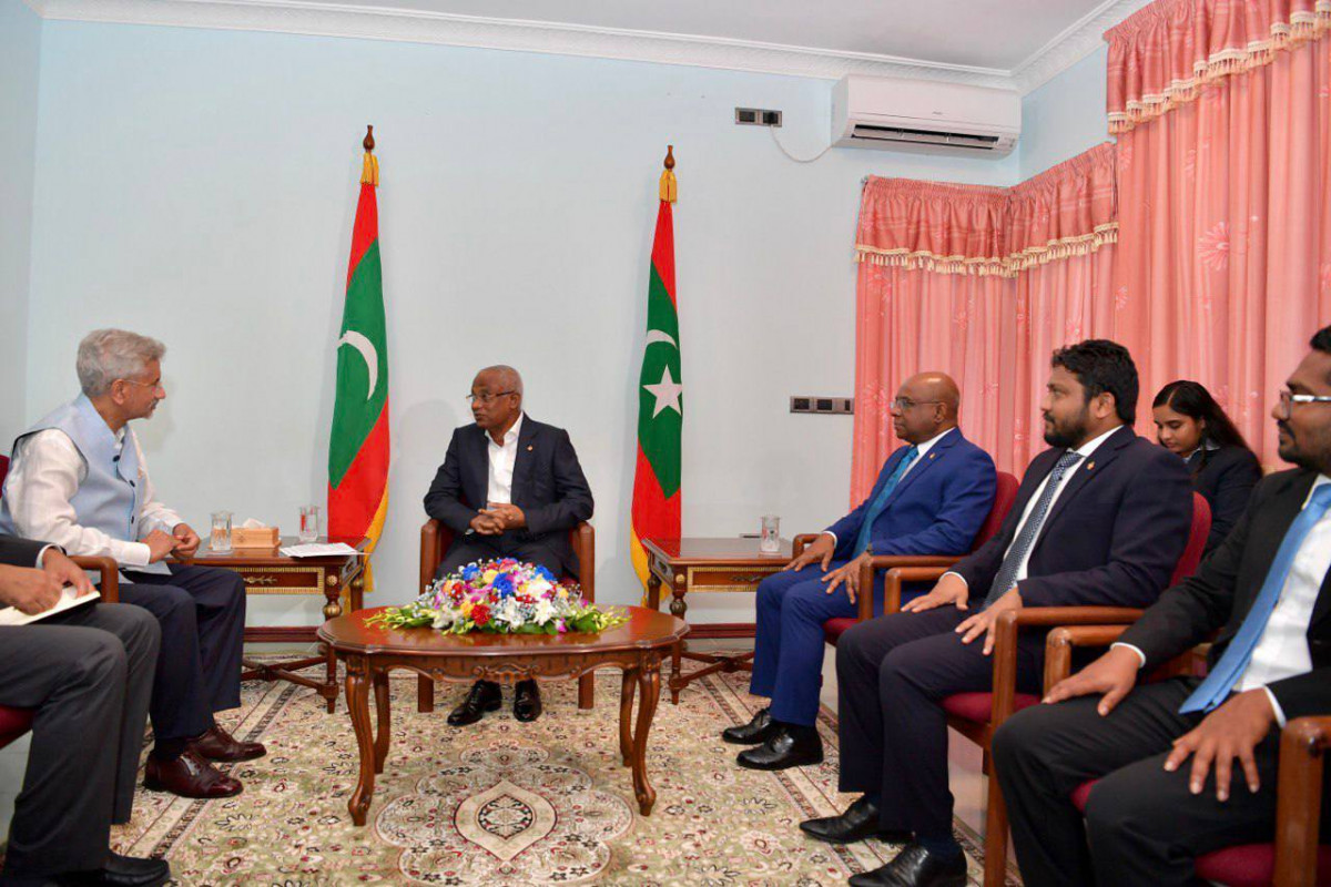 Minister of External Affairs of India pays a courtesy call on the President