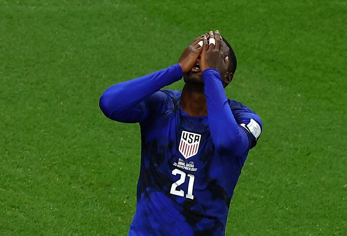 އީރާން އަދި އެމެރިކާ ކުޅުނު މެޗުގެ ތެރެއިން - ފޮޓޯ: ރޮއިޓާސް