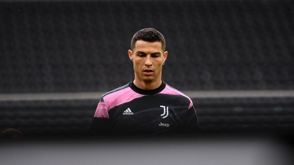 ޔުވެންޓަސްއަށް ކުޅެމުން އަންނަ ޕޯޗުގަލުގެ ތަރި ކްރިސްޓިއާނޯ ރޮނާލްޑޯ