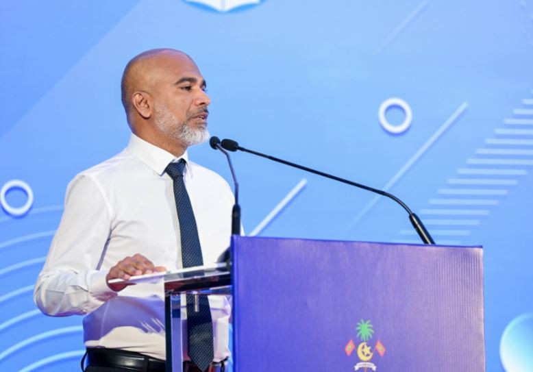 އެޑިޔުކޭޝަން މިނިސްޓަރު ޑރ. އިސްމާއިލް ޝަފީއު