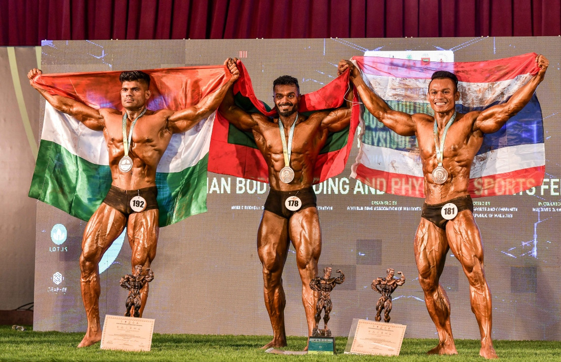 ރާއްޖެއަށް ރަން މެޑަލް ހޯދި ހިމްޔާން