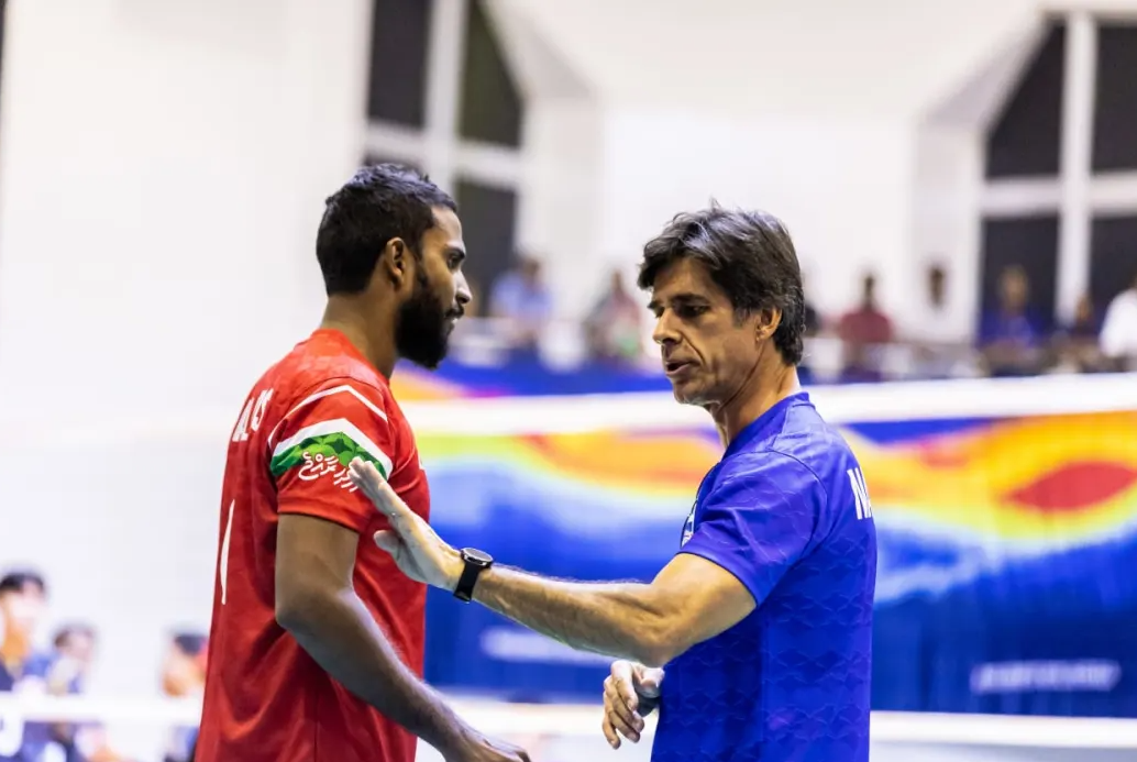 ޤައުމީ ފިރިހެން ވޮލީ ޓީމުގެ ކޯޗު ވެލޯސޯ