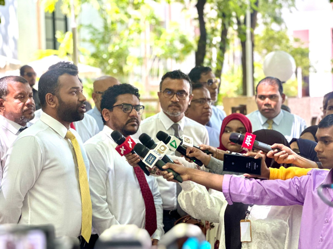 އެމްޑީޕީގެ ޕާލިމަންޓްރީ ގްރޫޕުން ބޭއްވި ނޫސްވެރިންގެ ބައްދަލުވުމުގެ ތެރެއިން