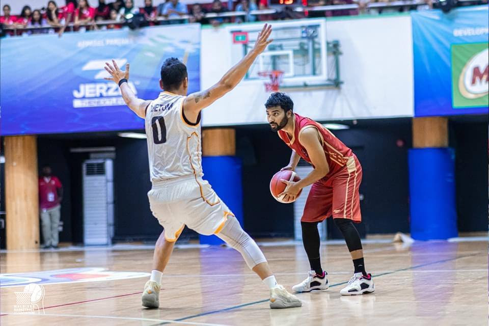 ފައިވް ނޭޝަންސް މުބާރާތުގެ ތެރެއިން