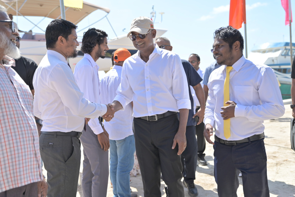 ރައީސް ނ އަތޮޅު ޅޮއްސަށް ވަޑައިގެންނެވުން