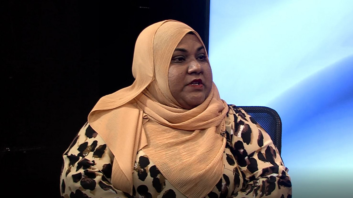 މާލެސިޓީގެ އަންހެނުންގެ ތަރައްޤީއަށް މަސައްކަތް ކުރާ ކޮމިޓީގެ ހެންވޭރު ހުޅަނގު މެމްބަރު ފާތިމަތު ޝަހުލާ