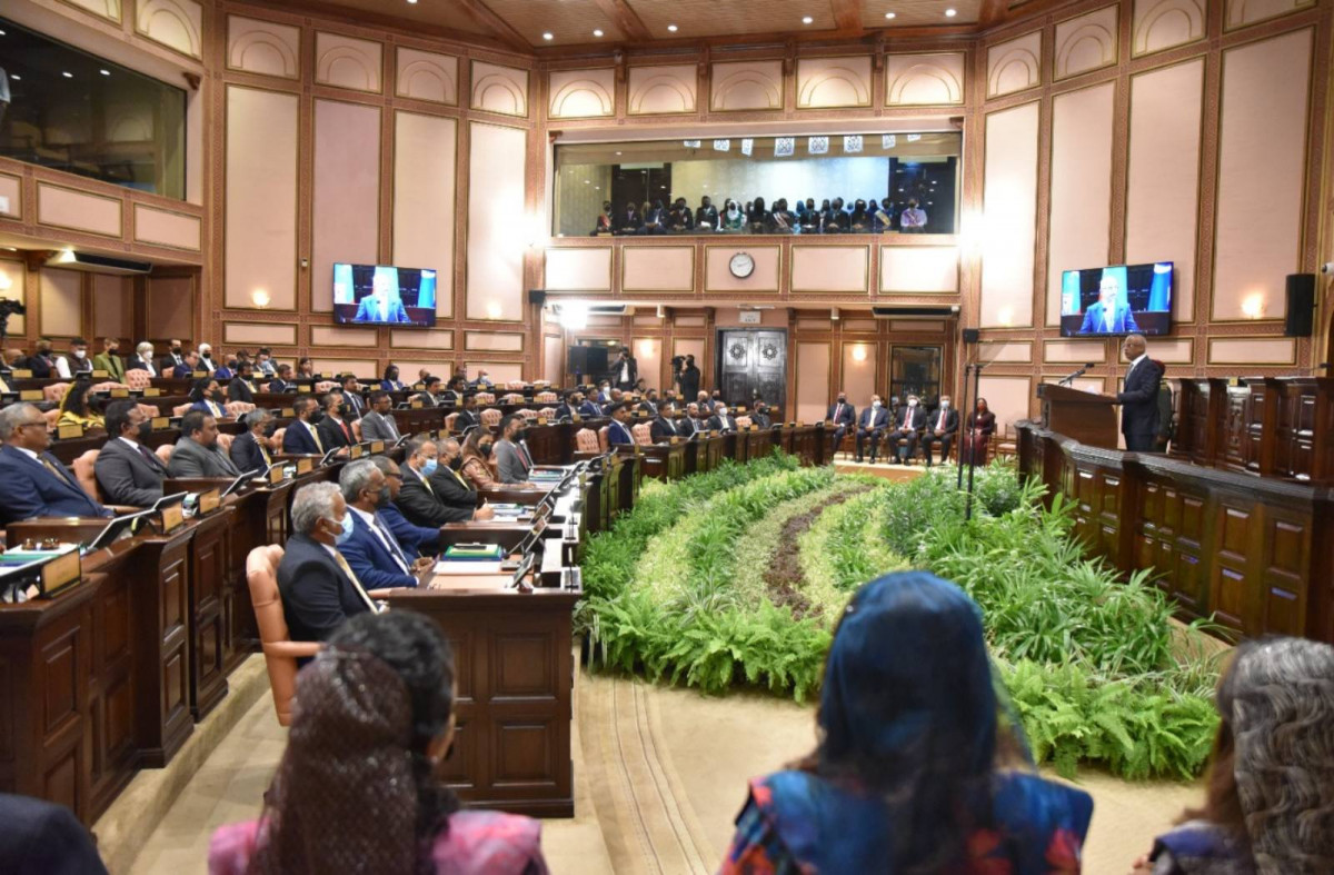 ރިޔާސީ ބަޔާން 2022 - މިއަހަރުގެ ފަހު ކުއާރޓަރުގައި ނުކުޅެދުންތެރިކަން ހުންނަ މީހުންނަށް ސަރުކާރުން ދޭ ޢިނާޔަތް ބޮޑު ކުރުމަށް ނިންމަވާފައިވާކަމަށް ރައީސުލްޖުމްހޫރިއްޔާ އިބްރާހީމް މުހައްމަދު ޞާލިހު ވިދާޅުވި - ފޮޓޯ: ރައްޔިތުންގެ މަޖިލިސް