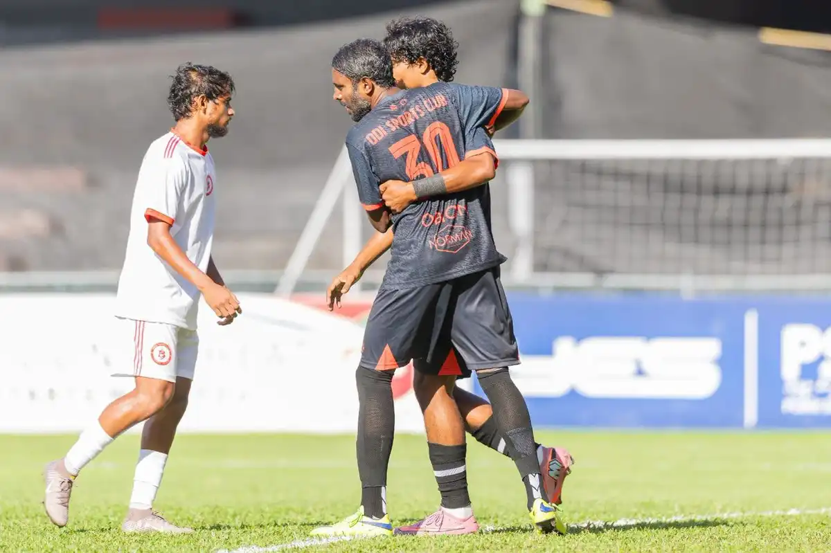 މެޗުގައި ލަނޑު ޖެހުމަށް ފަހު އޮޑީގެ ކުޅުންތެރިން އުފާާ ފާޅު ކުރަނީ