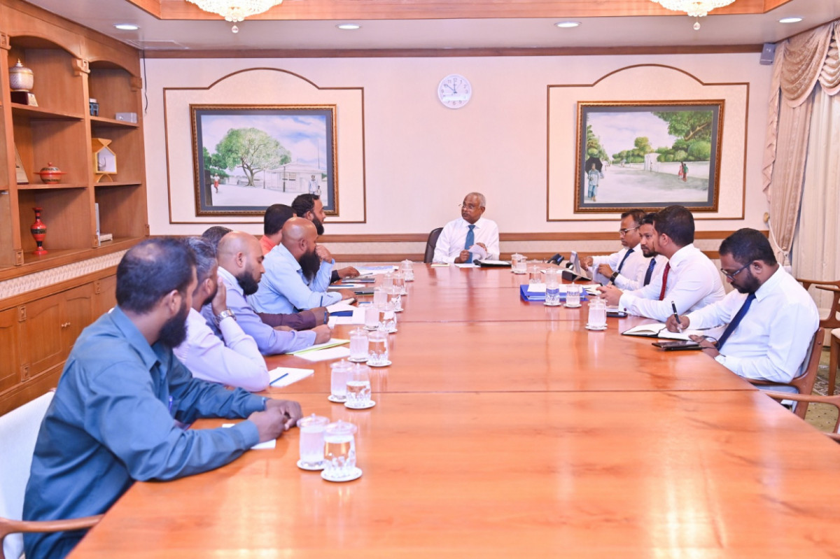 އިލްމުވެރިންގެ ގުޅުމުން ރައީސްއާ ބައްދަލުކުރެއްވުން