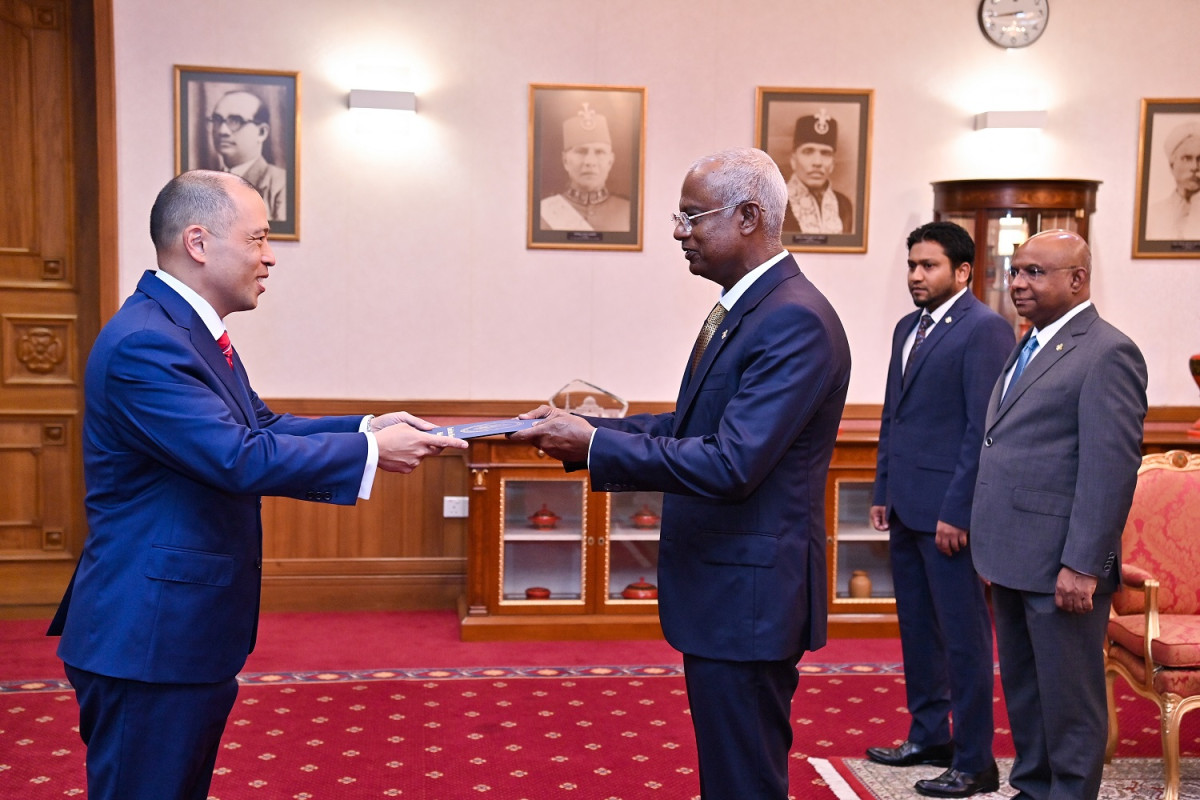 އެމެރިކާގެ ސަފީރު ފަތްކޮޅު ރައީސްއަށް އަރުވަނީ