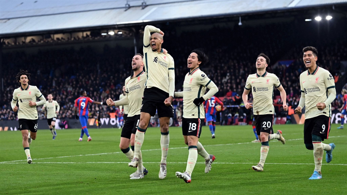 ޕެލަސް އާއި ލިވަޕޫލް ބައްދަލުކުރި މެޗުގެ ތެރެއިން