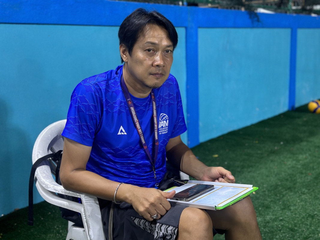 ޤައުމީ އަންހެން ވޮލީ ޓީމްގެ ހެޑްކޯޗު ޕްރެކްޓިސް ކުރިއަށްދާއިރު ބަލަހައްޓައިގެން