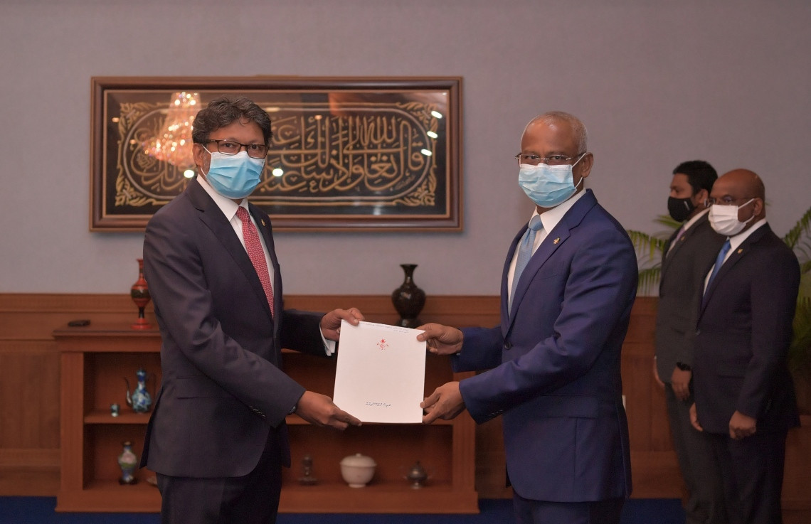 ޑރ. އާސިމް އާއި ރައީސުލްޖުމްހޫރިއްޔާ އިބްރާހީމް މުޙައްމަދު ޞާލިހު