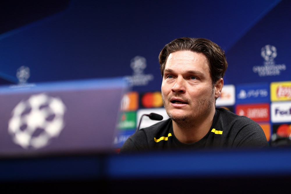 ބޮރޫޝިއާ ޑޯޓްމަންޑުގެ ކޯޗު އެޑިން ޓާޒިކް