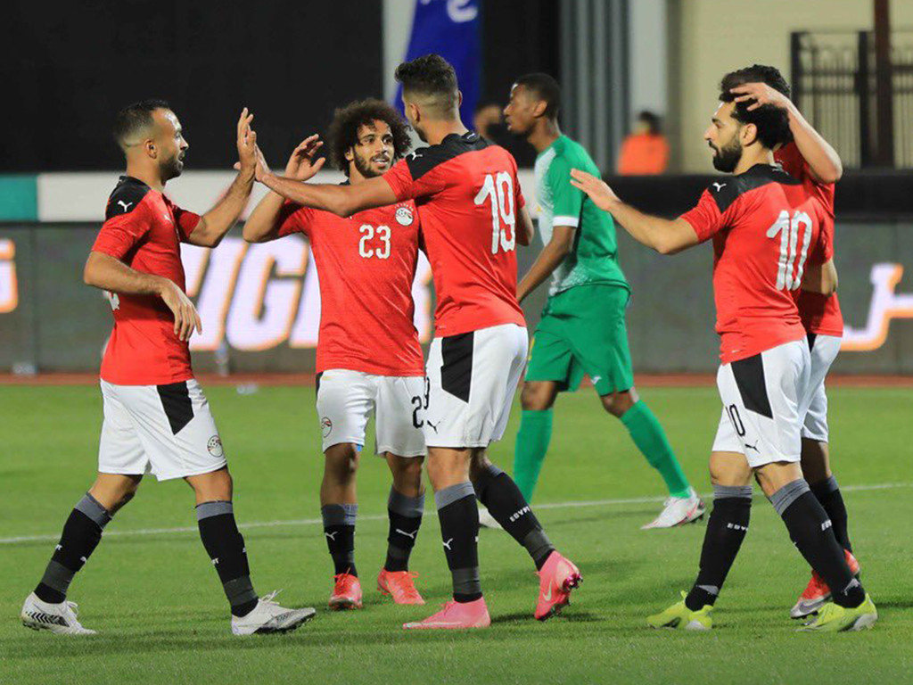 ސަލާހުއާއެކު މިސްރު ކުޅުންތެރިން ލަނޑުޖެހުމަށްފަހު އުފާފާޅުކުރަނީ: ފޮޓޯ-މިޞްރު ޤައުމީ ޓީމް