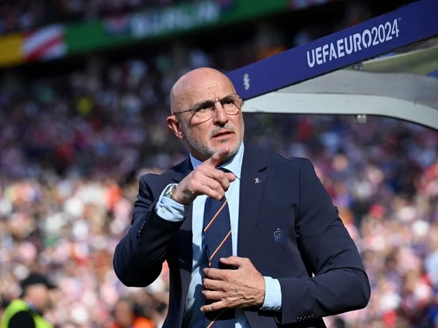 ސްޕެއިންގެ ކޯޗު ލުއިސް ޑެ ލާ ފުއެންޓޭ