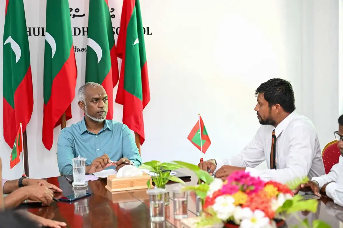 ރައީސް ބ. ތުޅާދޫ ކުރީގެ ކައުންސިލާ އތމ ކޮމިޓީއާ ބައްދަލުކުރެއްވުން