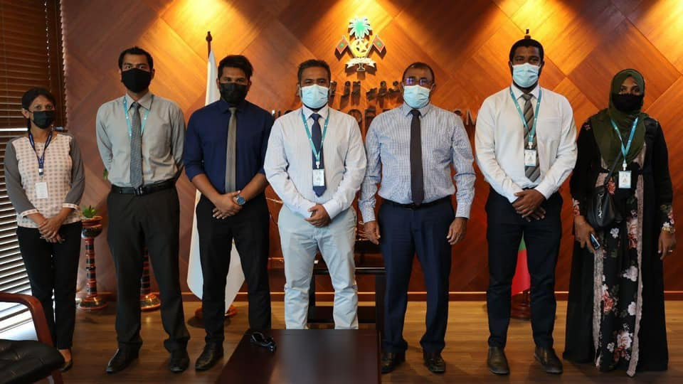 ތޮއްޑޫ ކައުންސިލުން ޓޫރިޒަމް މިނިސްޓަރާއި ބައްދަލުކުރެއްވުން