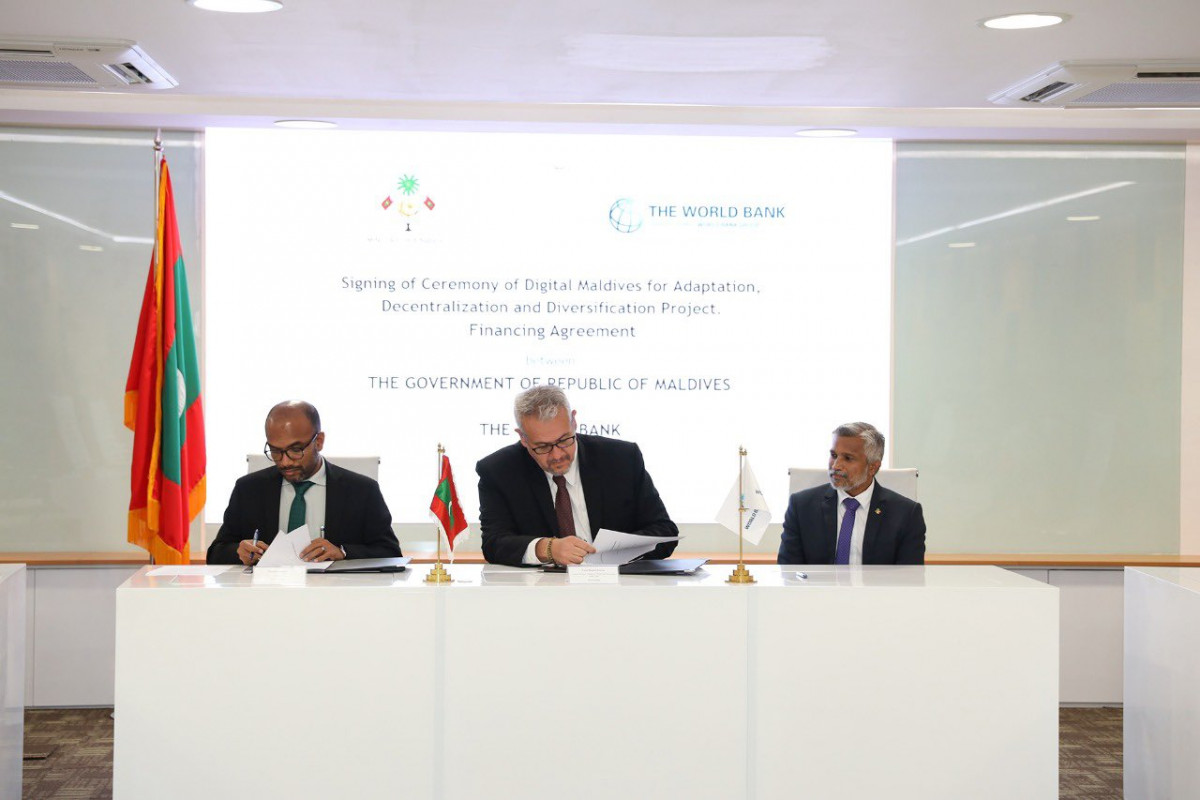 އެހީ ދިނުމުގެ އެއްބަސްވުމުގައި ސޮއިކުރަނީ