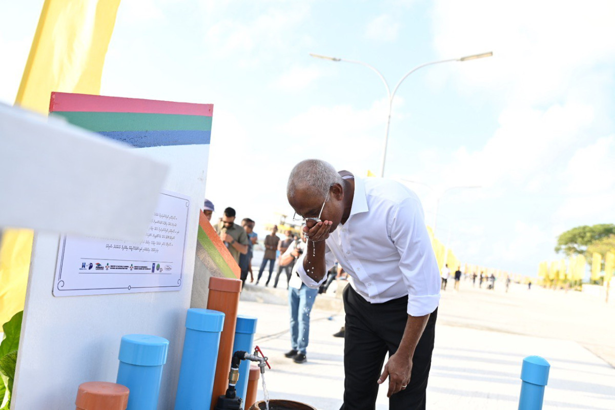 ރައީސް ޞާލިޙު ށ. އަތޮޅަށް ކުރައްވާ ދަތުރުފުޅު - ފޯކައިދޫ އަށް ވަޑައިގަތުން -ރައީސް  ފޯކައިދޫ ފެނާއި ނަރުދަމާގެ ނިޒާމް އިފްތިތާހުކޮށްދެއްވުން ފޮޓޯ: އެމްޑީޕީ