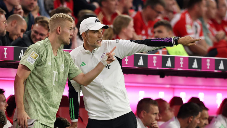 ކޯޗު ޓުޗެލް އާއި ޑިލިޓް ވާހަކަ ދައްކަނީ: އޭނާ ލައްވައި މިހާރު ކުޅުވަނީ މެދުތެރެއަށް