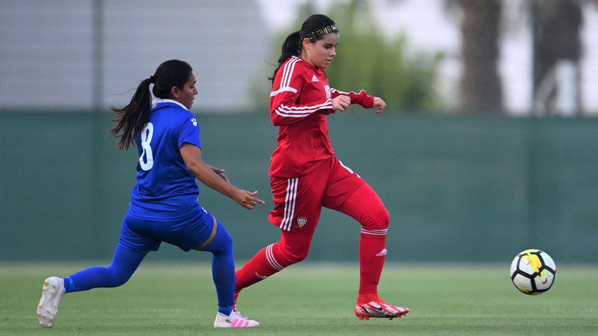 ޔޫއޭއީގެ އަންހެން ޓީމާ ދެކޮޅަށް ރާއްޖޭގެ އަންހެން ޓީމުން ކުޅުނު މެޗުގެ ތެރެއިން