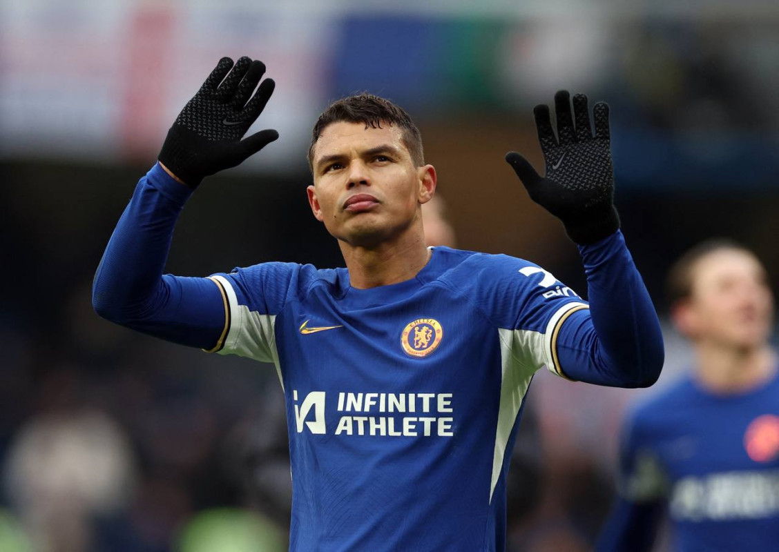 ޗެލްސީ އަށް ކުޅެމުން އަންނަ ބްރެޒިލްގެ ތިއާގޯ ސިލްވާ