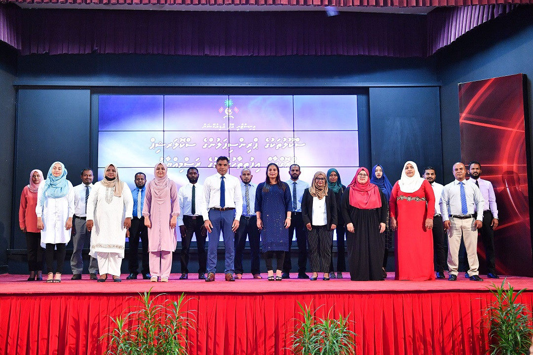 ޕްރިންސިޕަލުންގެ ސްކޮލަރޝިޕް ޕްރޮގްރާމް އިފްތިތާހުކުރުމުގެ ރަސްމިއްޔާތުގެ ތެރެއިން