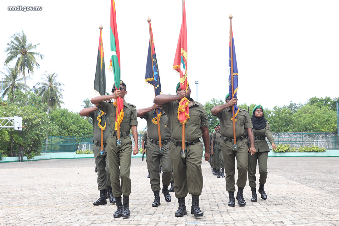 ކެޑޭޓް އިންސްޓްރަކްޓަރުން ތަމްރީނުކުރާ ކޯސް ނިންމުމުގެ ތެރެއިން