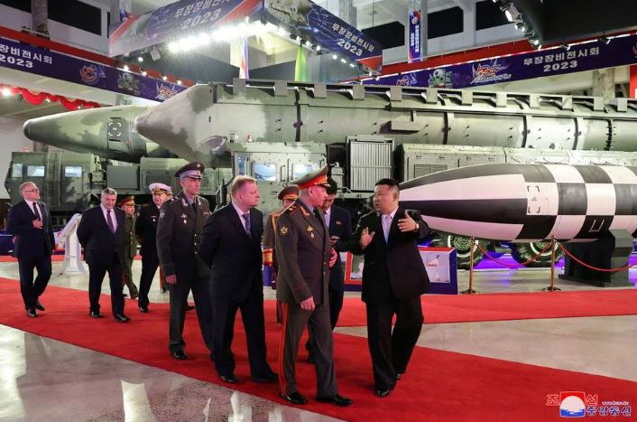 އުތުރު ކޮރެއާގެ ހަވަސަންގް-18 އައިސީބީއެމް އުފެއްދުމުގައި ރަޝިއާއިން އެހީތެރިކަން ފޯރުކޮށްދީފައިވާ ކަމަށް ބުނަންފަށައިފި