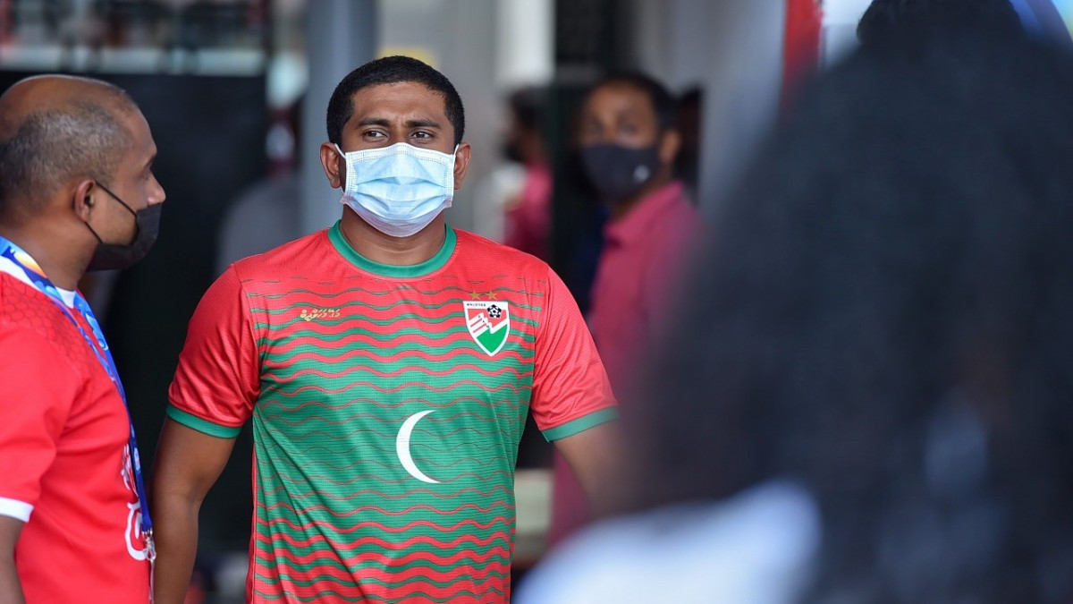 ކުޅިވަރާ ބެހޭ ވަޒީރު އަޙްމަދު މަޚްލޫފް ގައުމީ ޓީމުގެ ޖާޒީގައި