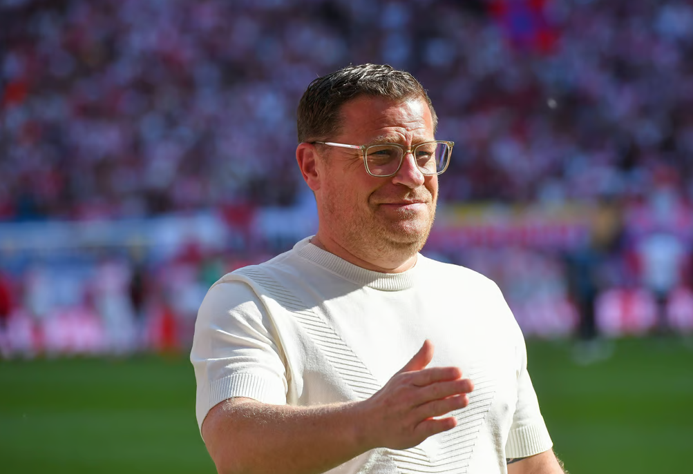 ބަޔާންގެ ޑައިރެކްޓަރު މެކްސް އެބާލް