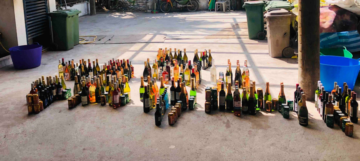 The bottles of alcohol destroyed in Lh. Naifaru