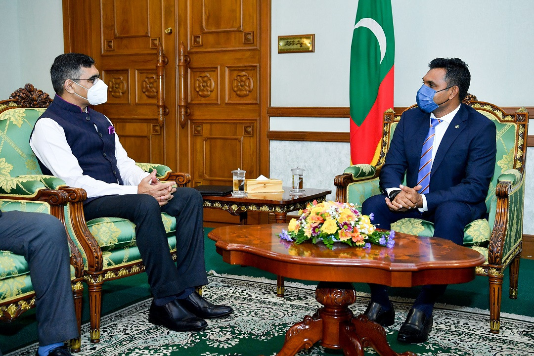 ނައިބު ރައީސްއާ އިންޑިއާގެ ސަފީރު ބައްދަލުކުރެއްވުން