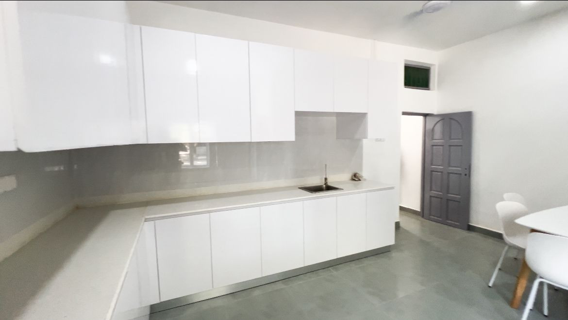 ބީއެމްއެލްގެ އެހީގައި ގުރައިދޫގައި ހުންނަ ހާއްސަ މަރުކަޒަށް ހަދިޔާކުރި ބައެއް ސާމާނު