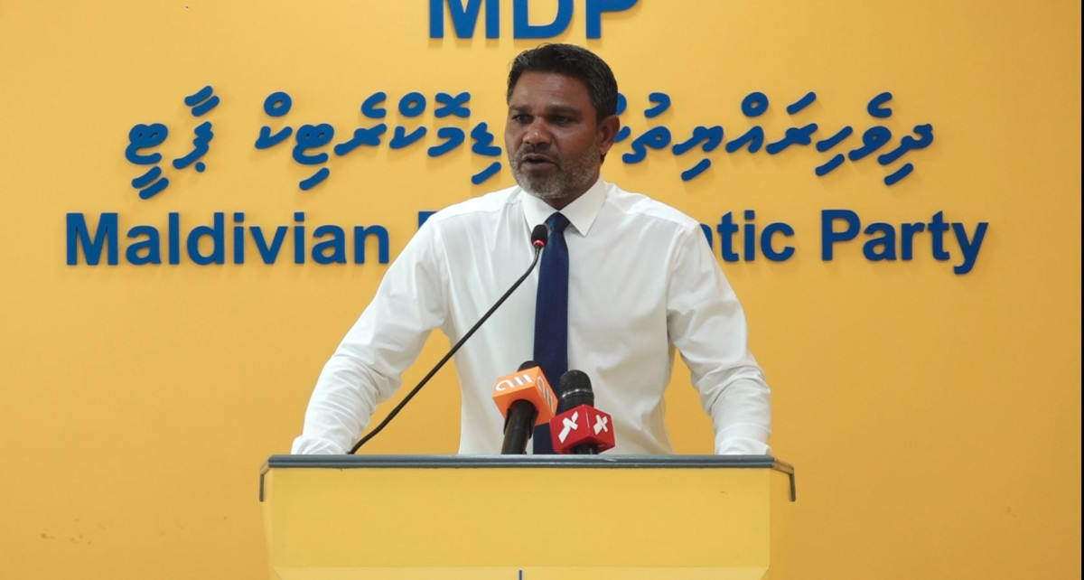 ކެނދިކުޅުދޫ ދާއިރާގެ މެންބަރު އަޙުމަދު ޢީސަ