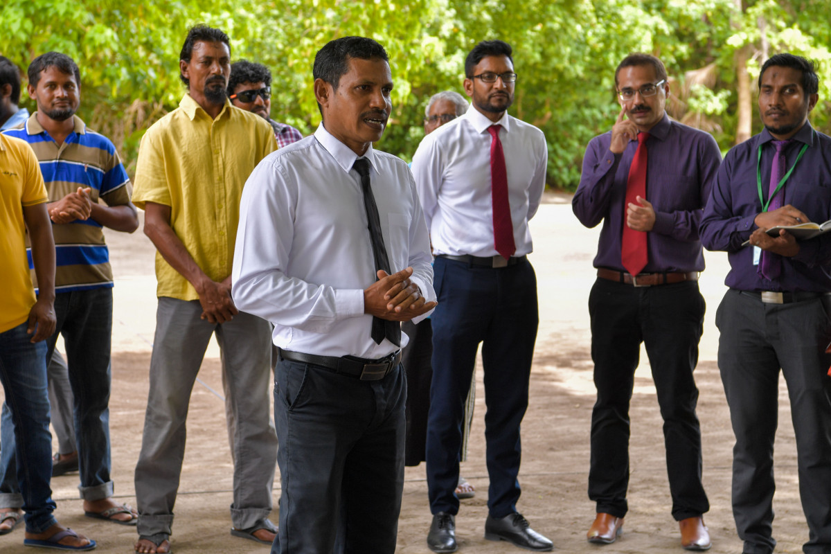 22 ޖޫން 2019 --މި ދަތުރުގައި ނައިބުރައީސް ވަނީ ހއ.މުޅަދޫއަށް ވެސް ވަޑައިގަނެ އެ ރަށުގެ މުއައްސަސާތަކަށް ޒިޔާރަތްކޮށްފައެވެ.-- ފޮޓޯ: ރައީސް އޮފީސް