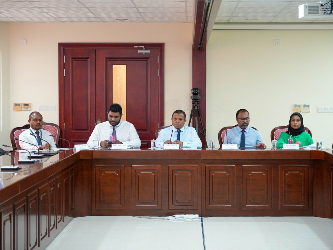 މާލިއްޔަތު ކޮމިޓީއަށް ފިނޭންސް މިނިސްޓަރު ހާޒިރުކޮށްފައި